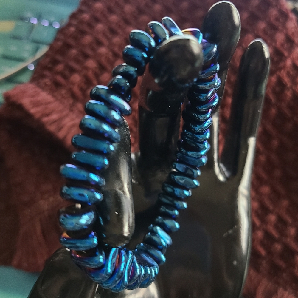 HEMATITE GORGEOUS BEADED BRACELET!